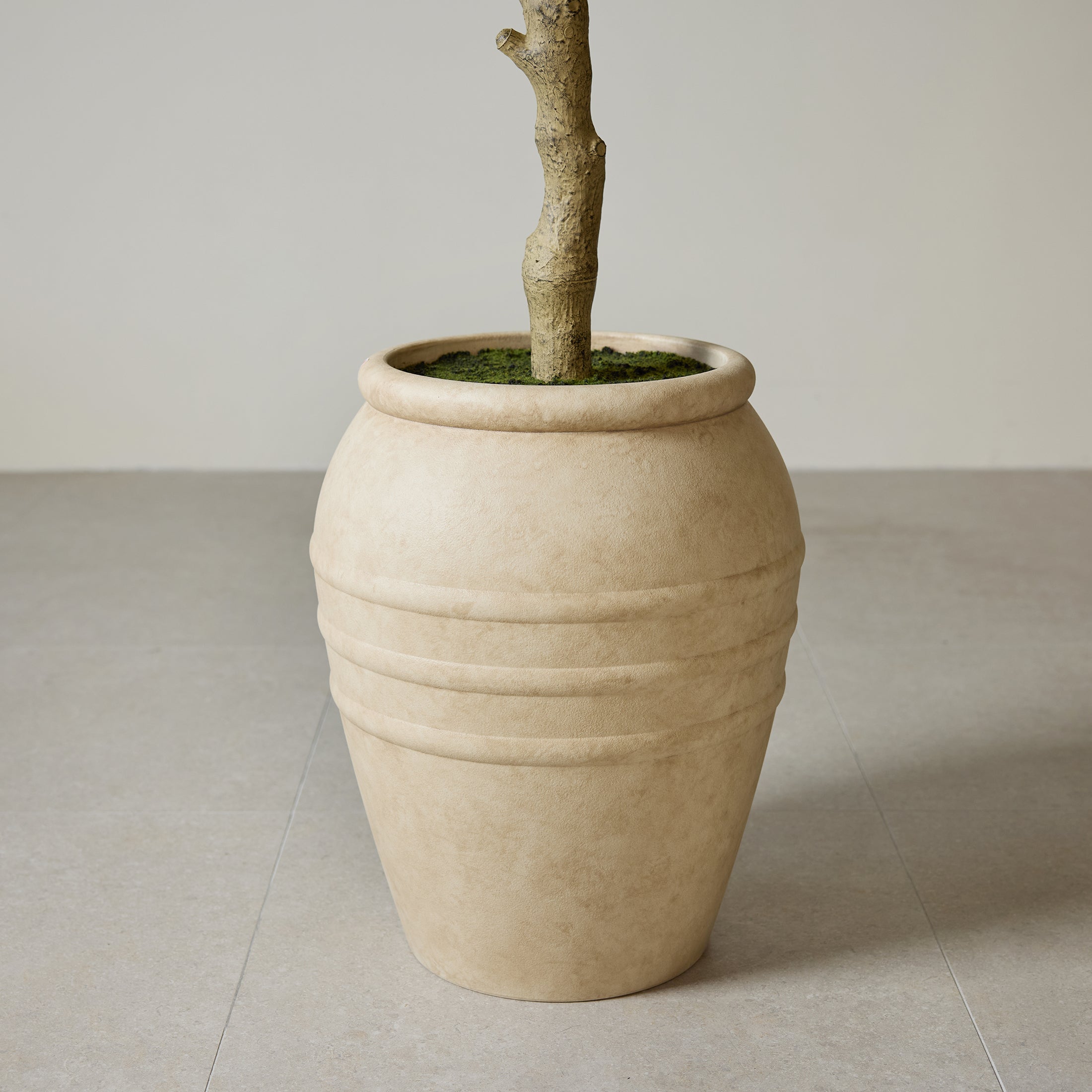 Ceramic planter pot