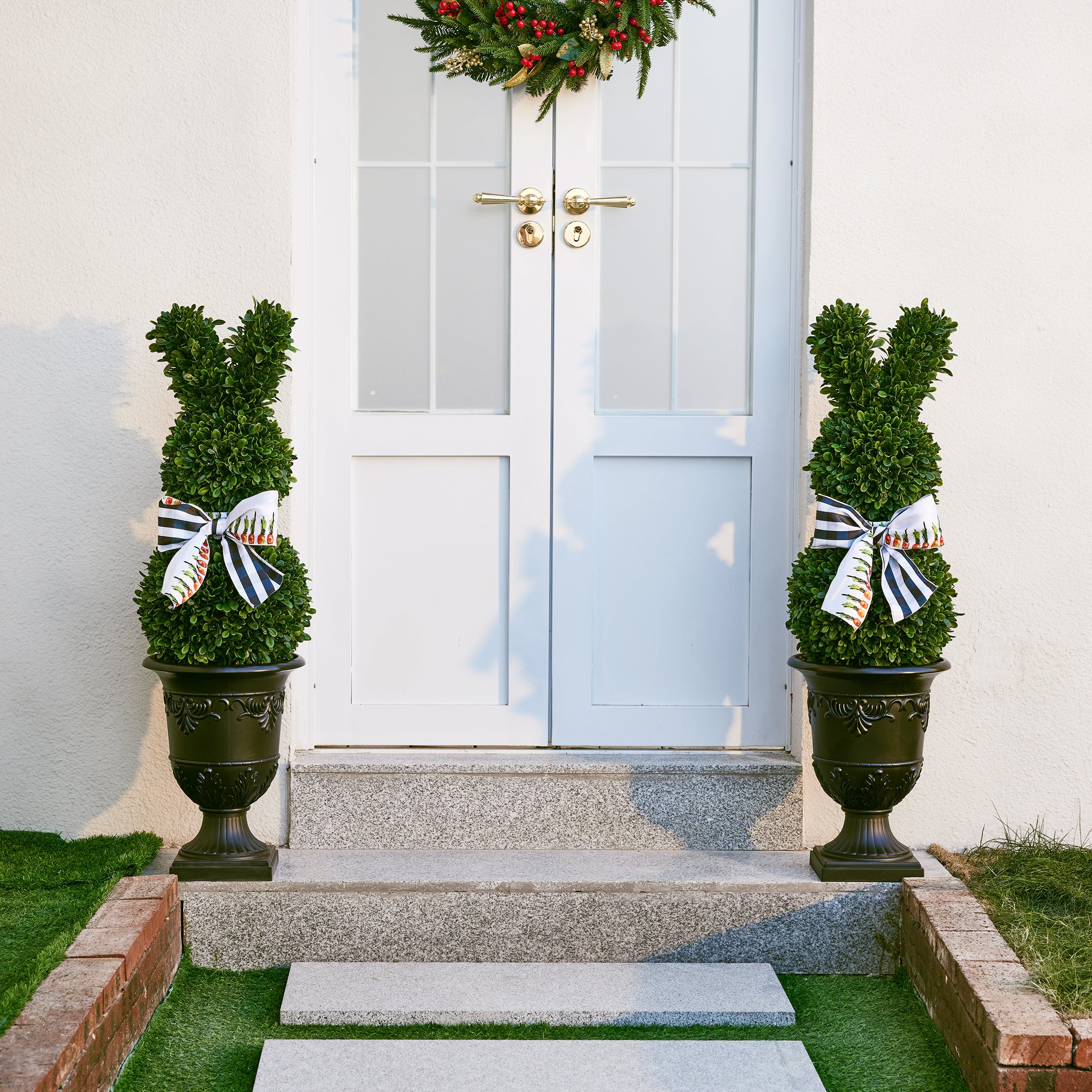VeriNatural 36-inch Easter Bunny Artificial Topiary in Decorative Vase with Bow, UV-Resistant Faux Boxwood Indoor Outdoor Spring Decor