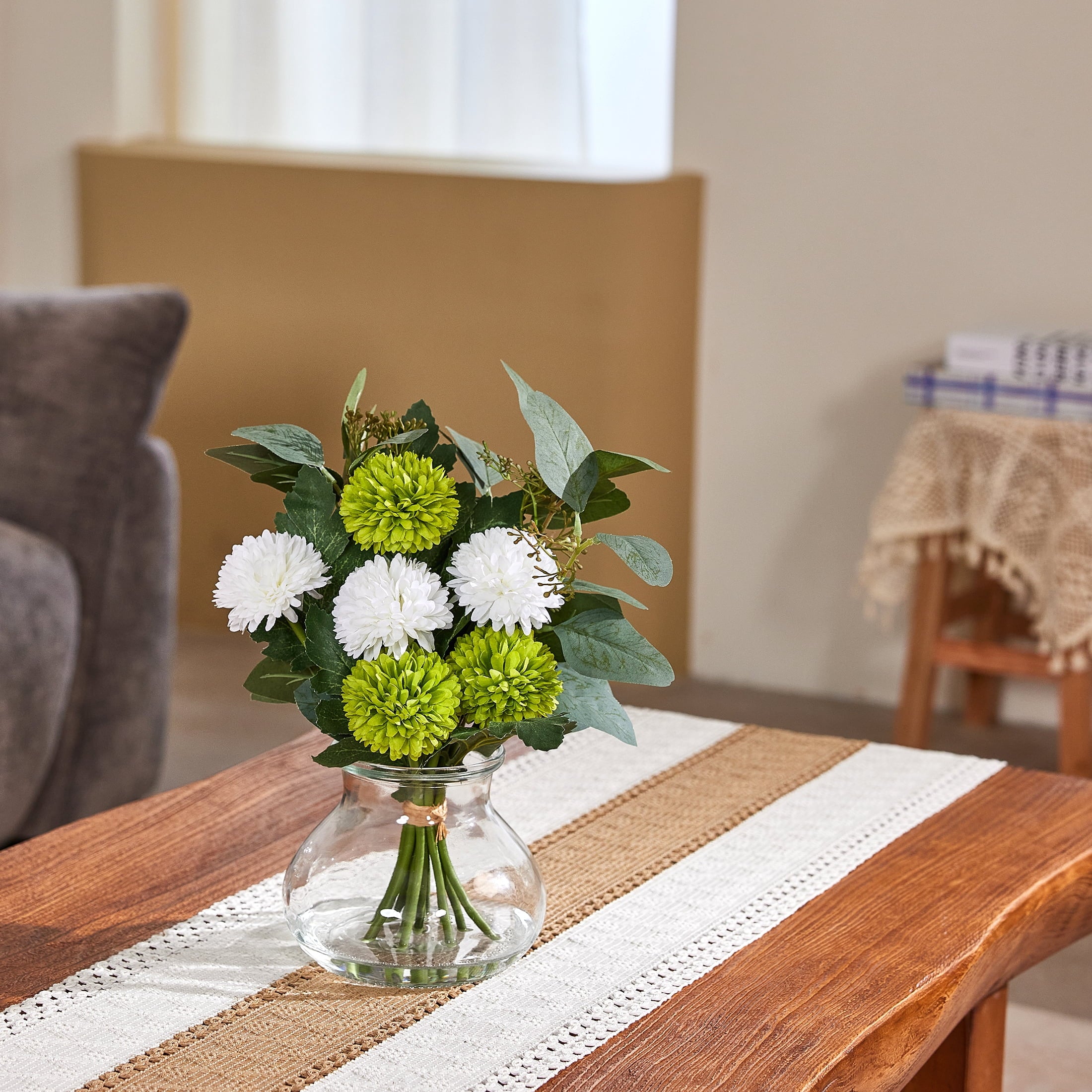 DR.Planzen Artificial Chrysanthemum & Eucalyptus Arrangement, White & Green Fake Flowers in Apothecary Glass Vase with Faux Water, 12.9" Home Office Decor