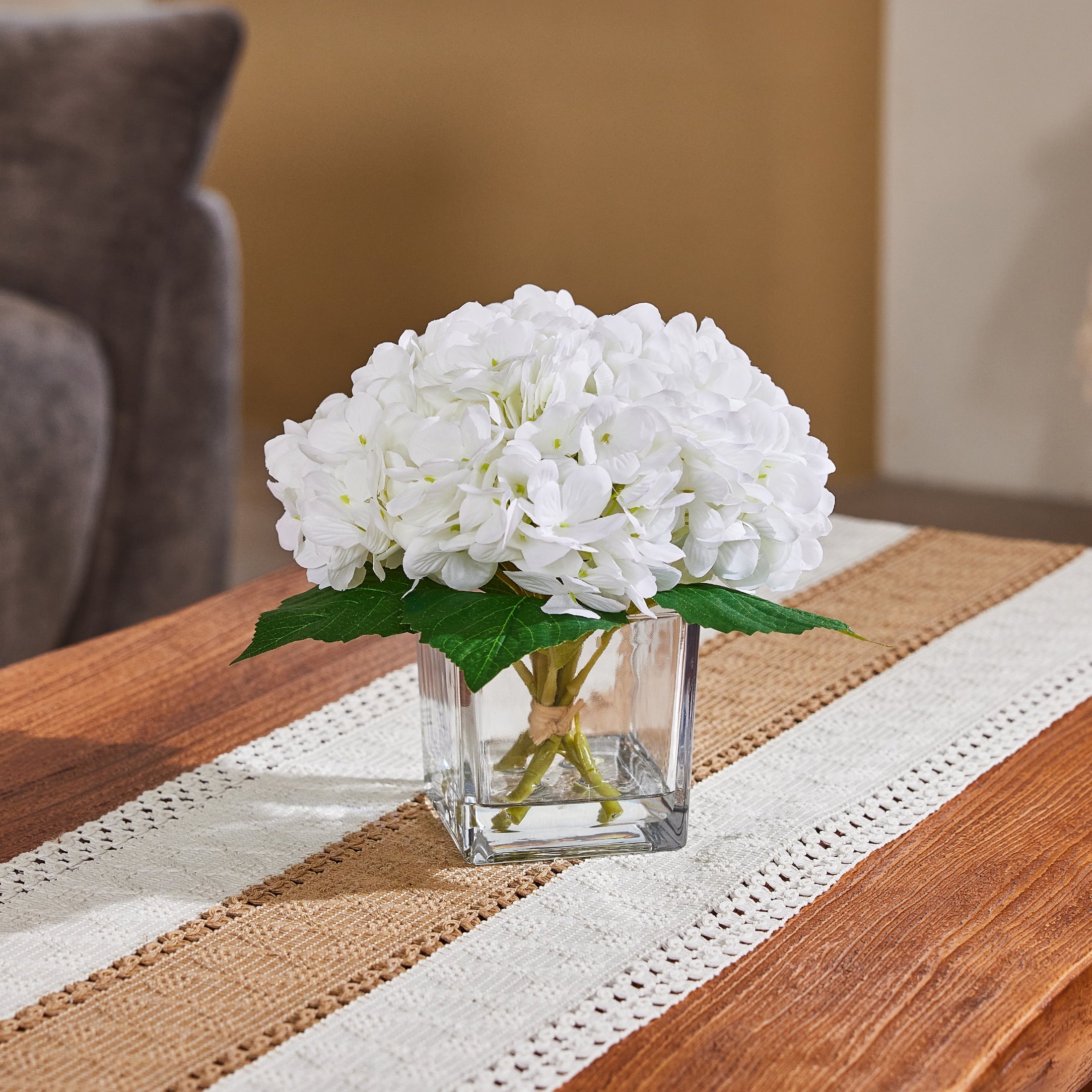 DR.Planzen 8'' Artificial White Hydrangea in Square Glass Vase - Realistic 384-Petal Silk Flower with Faux Water, Home Office Tabletop Decor