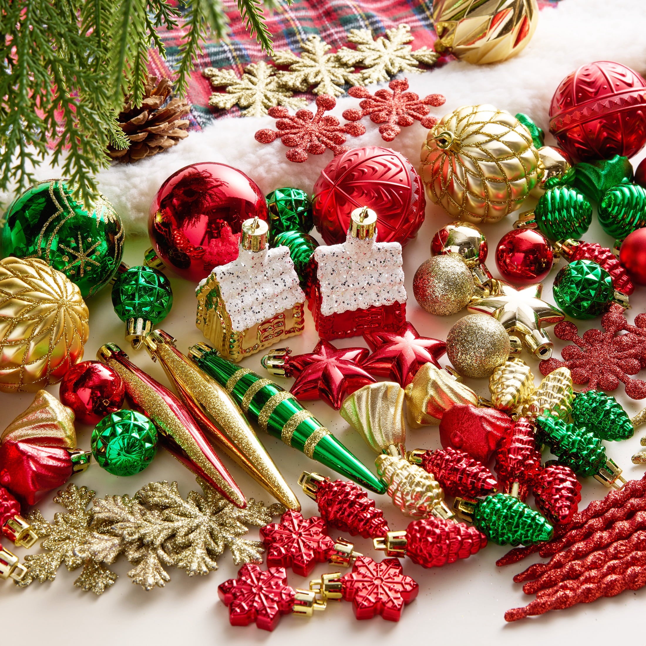 DR.Planzen 96PCS Christmas Ball Ornaments Set, Red Green Gold Ornaments, Christmas Tree Decorations, Xmas Ornaments - 9 Shapes, 1.2-4.8in Holiday Decor with 100 Hanging Strings